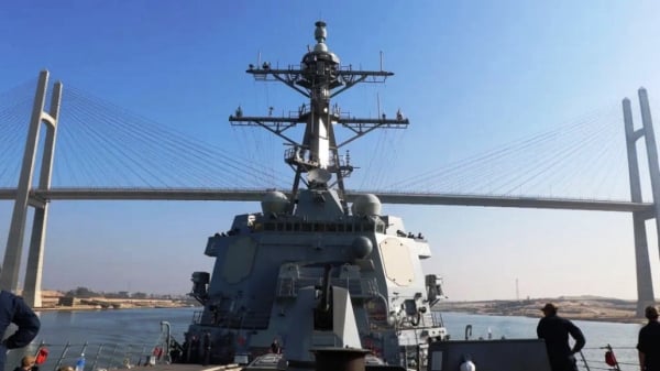 US deploys guided-missile destroyer to Middle East